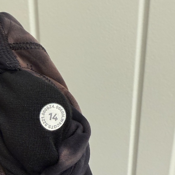 NWOT Lululemon Align 28" Diamon Dye Leggings sz 14 - Picture 5 of 5